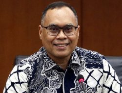 Hikmahanto Minta RI Lebih Selektif Soal Bebas Visa